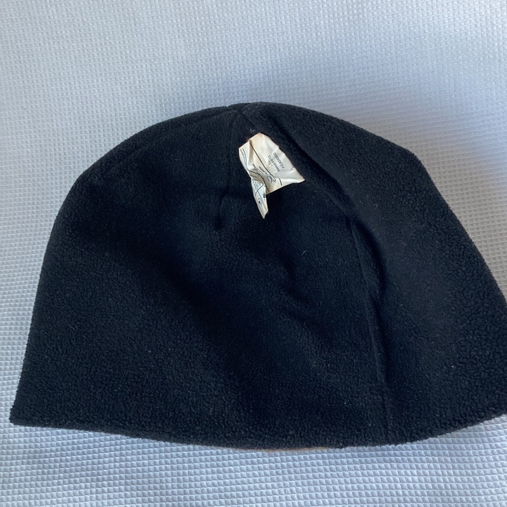 Carhartt brown beanie with fleece lining and brand's logo patch on the front OS - Picture 3 of 6